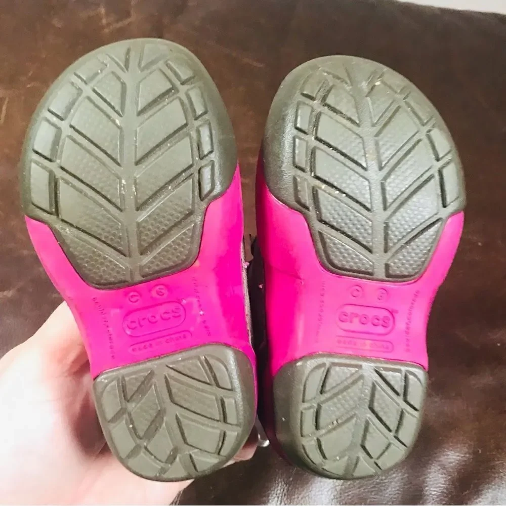 ✅Crocs toddler pink lace tie shoes